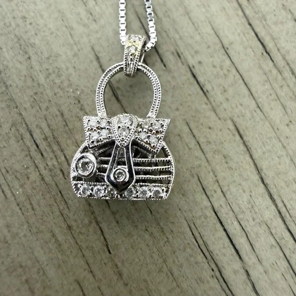 White Gold  Pendant Necklace - Picture 5 of 6